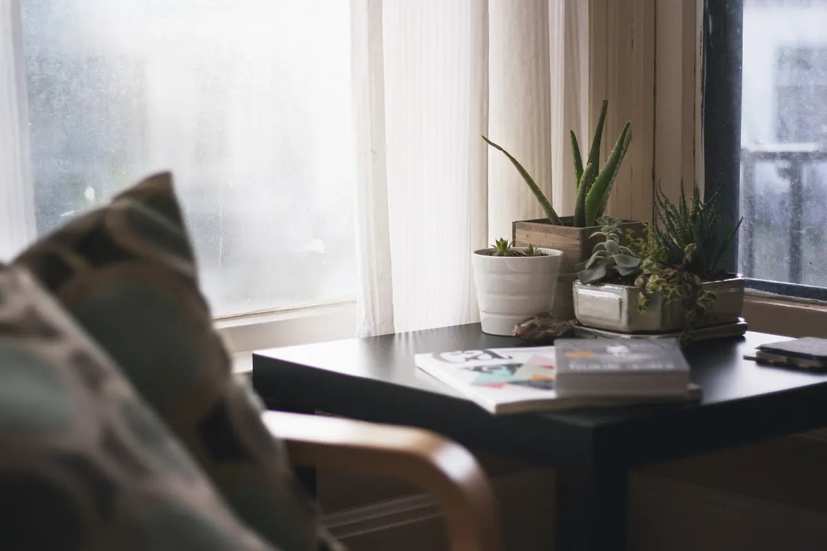 Autumn Desk Decor Ideas for a Cosy UK Workspace