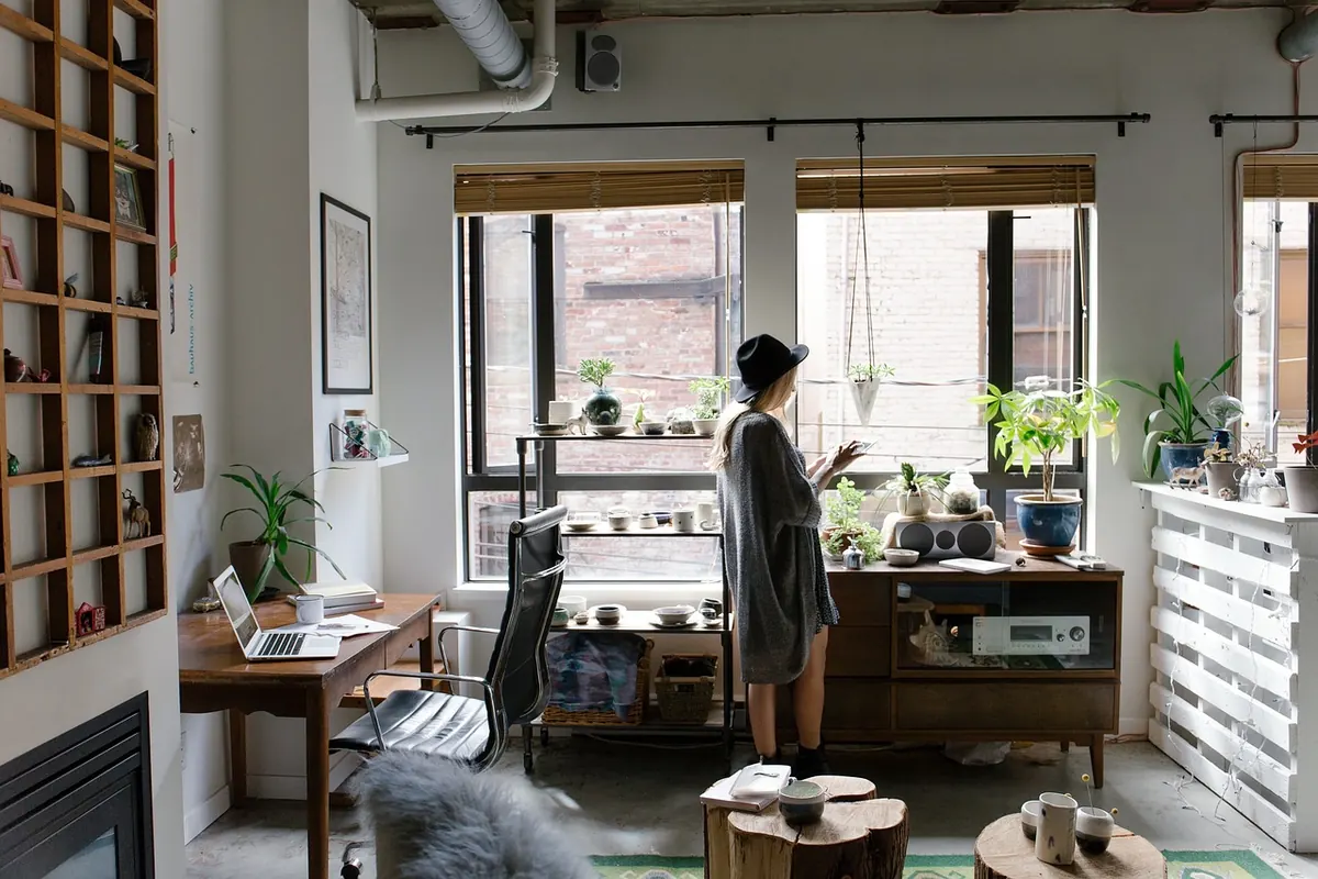 Felt vs Leather vs Wood Desk Mats: Pros, Cons and Care