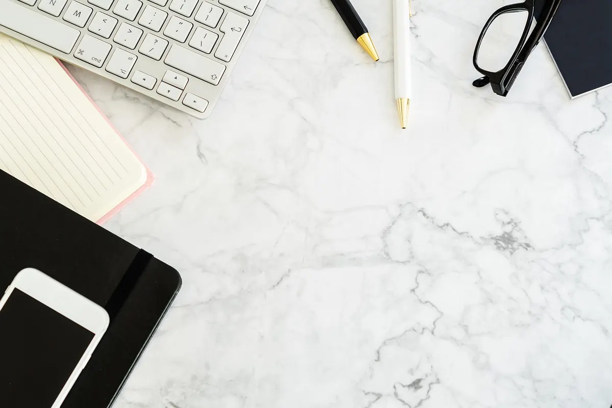 How to Create a Distraction-Free Desk Setup for Video Calls