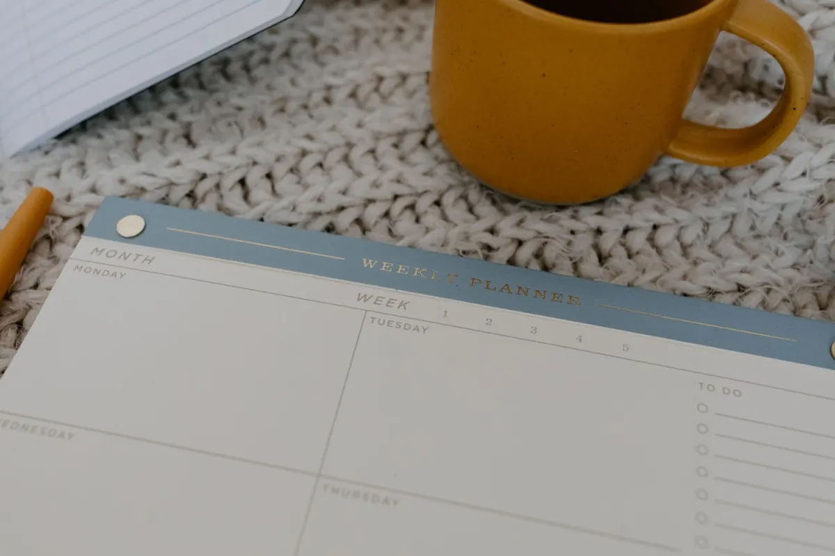 How to Use a Desk Planner Pad to Plan Your Week
